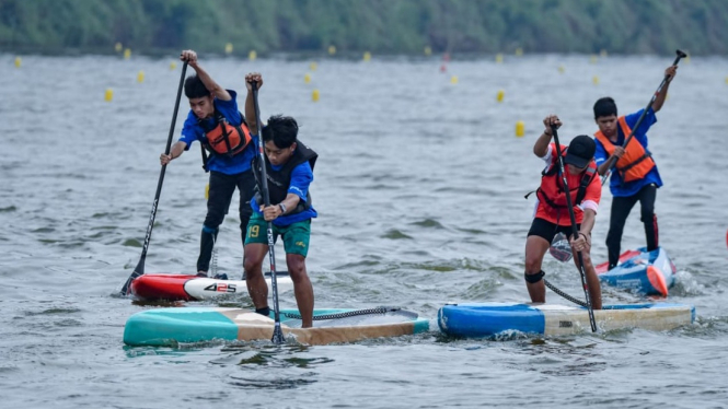 Kejuaraan Stand Up Paddle Indonesia