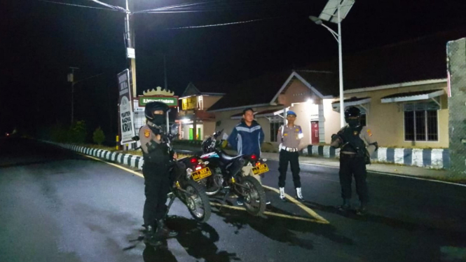 Tim Patser Polres Pesisir Barat Patroli ke Titik Rawan