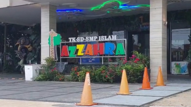 Sekolah Az-Zahra, Bandar Lampung