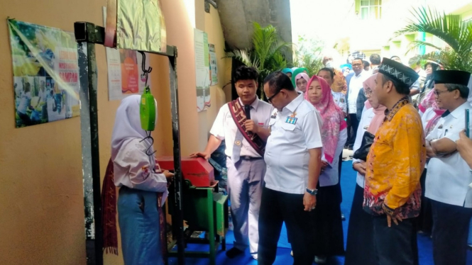 Program Bank Sampah di SMAN 5 Bandar Lampung