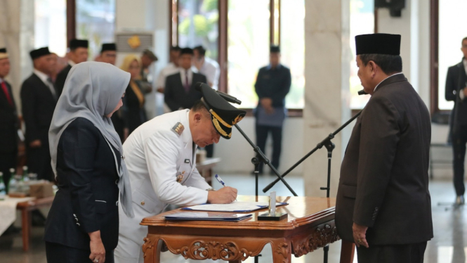 Gubernur Lampung, lantik Mulyadi Irsan sebagai Pj Bupati Tanggamus