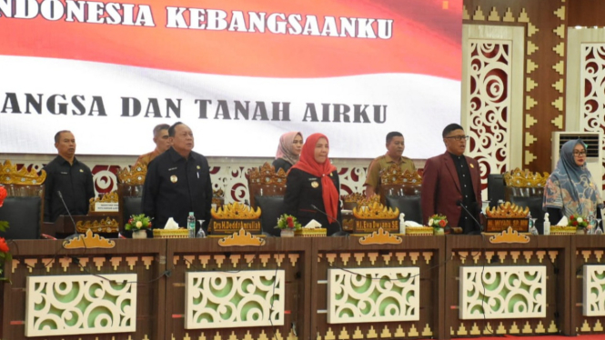 Rapat paripurna pembicaraan tingkat II APBD Bandar Lampung
