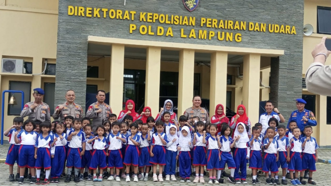 Ditpolairud Polda Lampung Terima Kunjungan TK Tunas Melati Kedaton