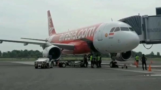 Pesawat yang mengangkut pemudik di Bandara Raden Inten Lampung
