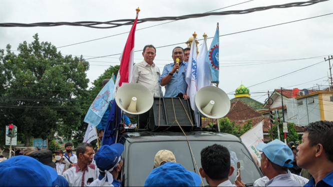 Aksi damai di depan Kantor DPRD Lampung