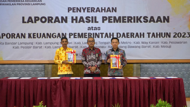 Ketua Dprd dan Penjabat Bupati Pringsewu