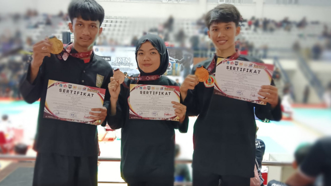 3 Mahasiswa UIN Lampung raih medali di ajang Nasional.