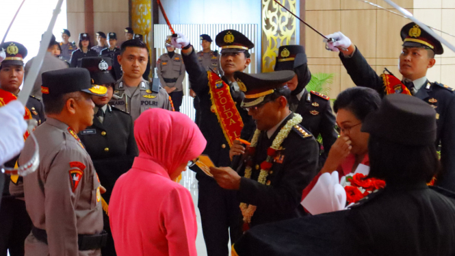 Kapolda Lampung pimpin upacara purna tugas Kombes Budi Meidianto