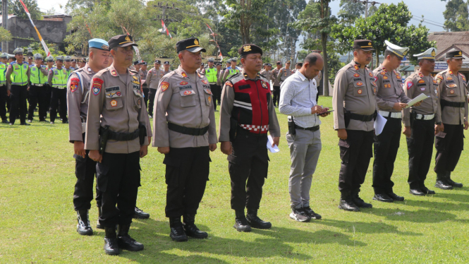 Apel siaga pengamanan kunjungan kerja Presiden Jokowi.