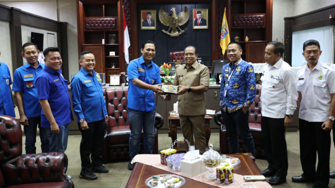 Pj. Gubernur Lampung bertemu dengan KNPI Lampung.