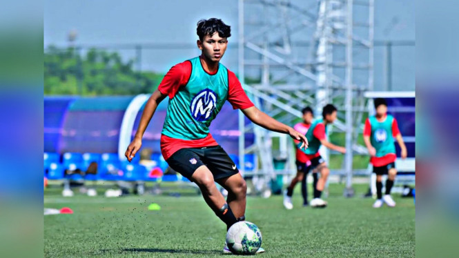 Instagram Al Bozzan Pavlicenko