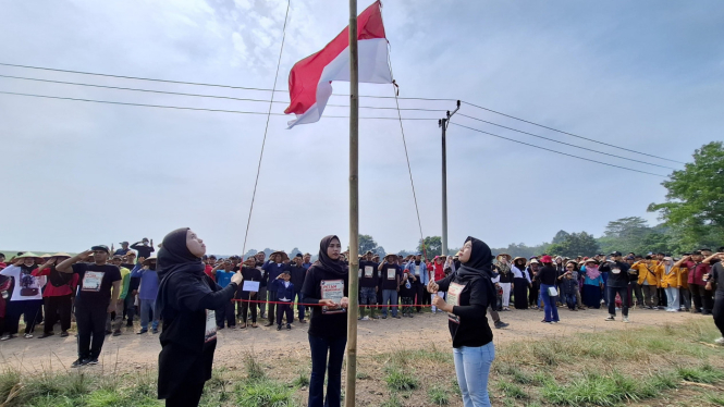 Upacara bendera petani di Kota Baru