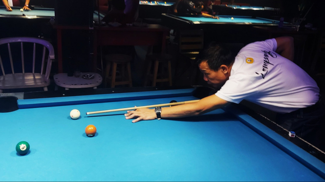 Atlet billiard PWI Lampung, Adi Kurniawan.