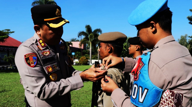 Polres Lampung Barat gelar apel siaga operasi Mantap Praja Krakatau.