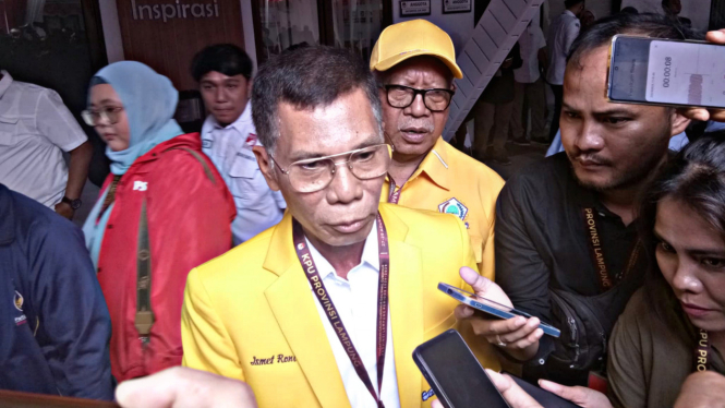 Sekretaris Partai Golkar Lampung, Ismet Roni