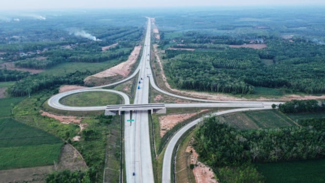 Jalan tol trans sumatera ruas Terbanggi Besar – Kayu Agung.