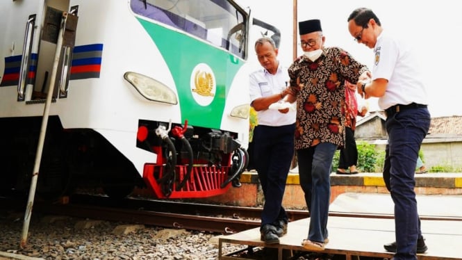 KAI Peduli kesehatan masyarakat, Rail Clinic sambangi Lampung Utara.