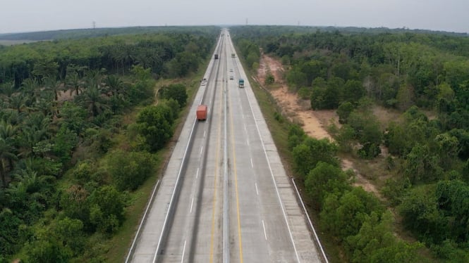 Hutama Karya Berlakukan Penyesuaian Tarif Tol Terpeka.