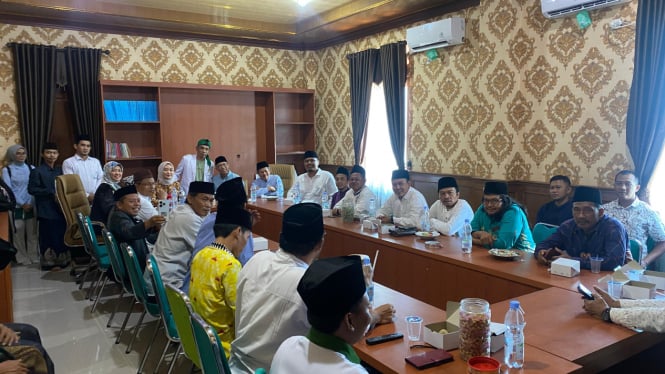 Relawan jaringan gus dan kyai lampung