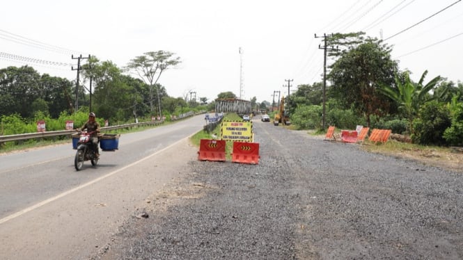 Penutupan Jembatan Way Pedada di Jalan Lintas Sumatera Lampung