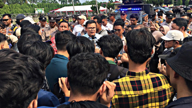 Anggota Fraksi Gerindra temui mahasiswa