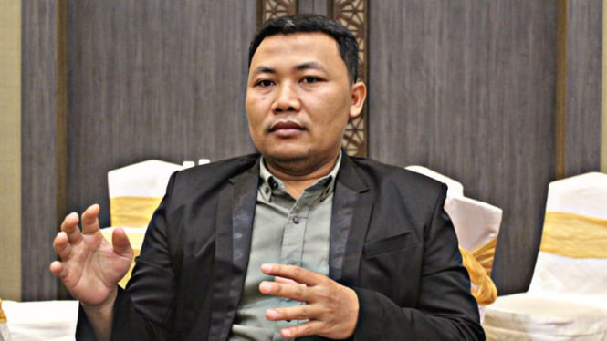 Pengamat, Dr. Fathul Mu’in