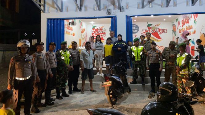 Polres Lampung Selatan gelar patroli gabungan jelang pencoblosan 2024.