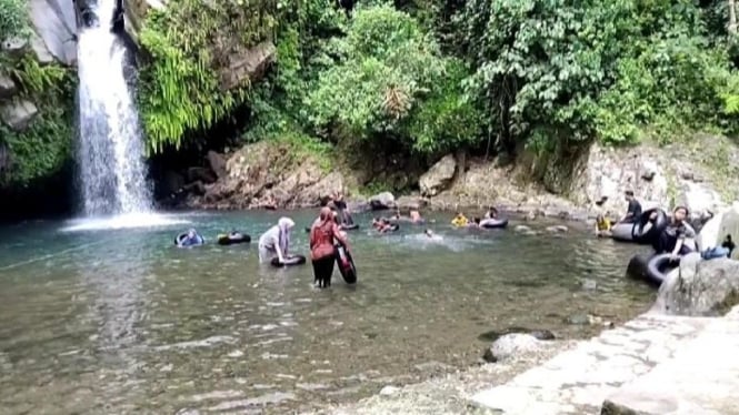 Air terjun Way Lalaan, surga tersembunyi di Lampung.