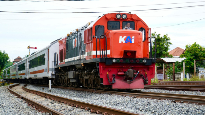 Kereta Api di Divre IV Tanjungkarang