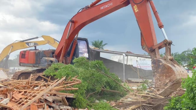 Pembongkaran rumah warga di Tanah PTPN I Regional 7