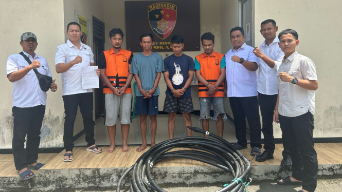 Polsek Natar menangkap komplotan pencuri kabel.
