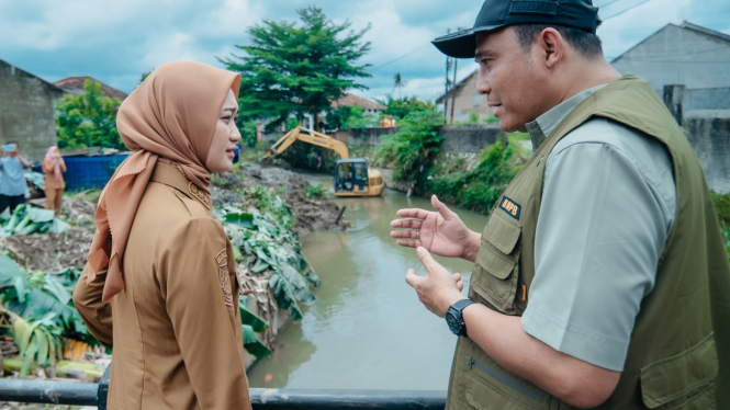 Wagub Lampung, Jihan Nurlela tinjau lokasi banjir di Bandar Lampung.