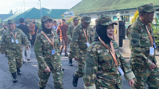 Wagub Lampung Jihan Nurlela mengikuti retreat di Akmil Magelang