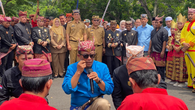 Penyambutan hari pertama kerja Bupati dan Wakil Bupati Lamsel