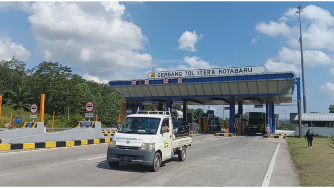 Gerbang tol Kotabaru