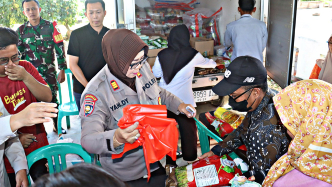 Pasar murah yang dilakukan