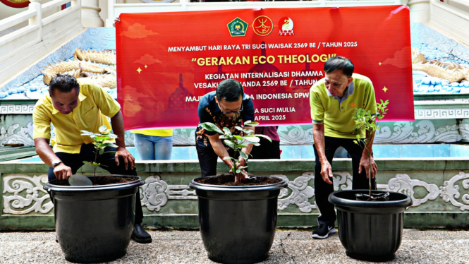 Makna Waisak dalam Aksi Nyata