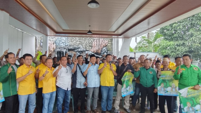 Konsolidasi tim pemenangan Cabup Pesawaran Supriyanto - Suriansyah