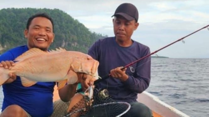 Angler atau pemancing mania.