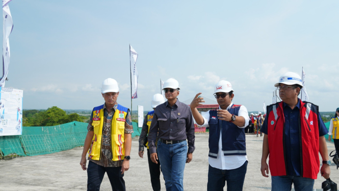 Menteri PU Dody Hanggodo tinjau progres Tol Palembang-Betung