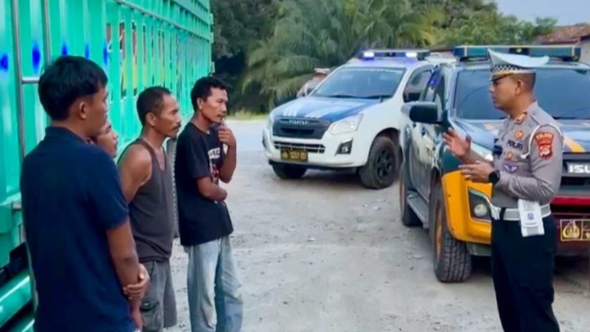 Polda Lampung imbau waspada di Jalinsum
