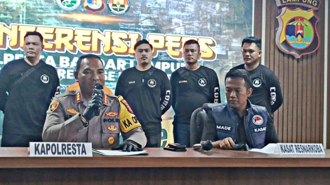 Konferensi pers di Mapolresta Bandar Lampung