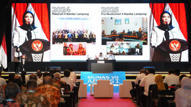 Wali Kota Bandar Lampung, Eva Dwiana menghadiri Munas VII APEKSI.