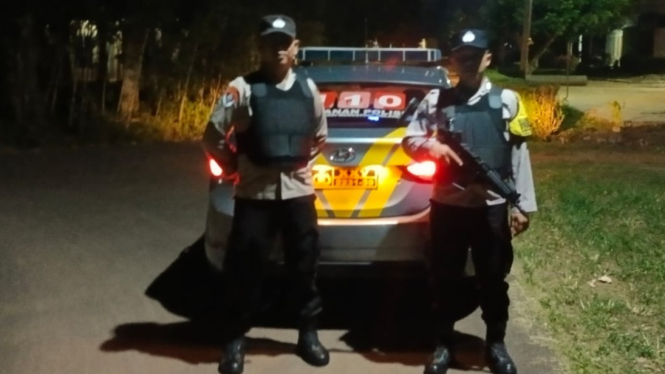 Polsek Tegineneng melakukan patroli hunting malam hari.