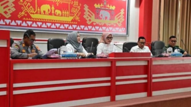 Rapat koordinasi Pemkab Lampung Selatan bersama TNI Polri.
