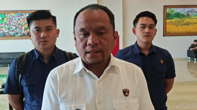 Kombes Pol Dery Agung Wijaya (tengah), Dirkrimsus Polda Lampung.