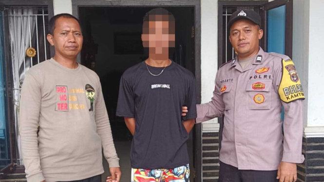 Bhabinkamtibmas Polsek Penengahan tangkap pencuri kopra.