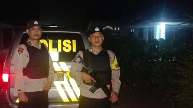 Polsek Tegineneng melakukan patroli hunting malam hari.