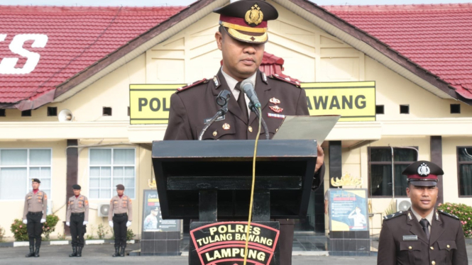 Polres Tulang Bawang gelar upacara hari Lahir Pancasila ke-80.
