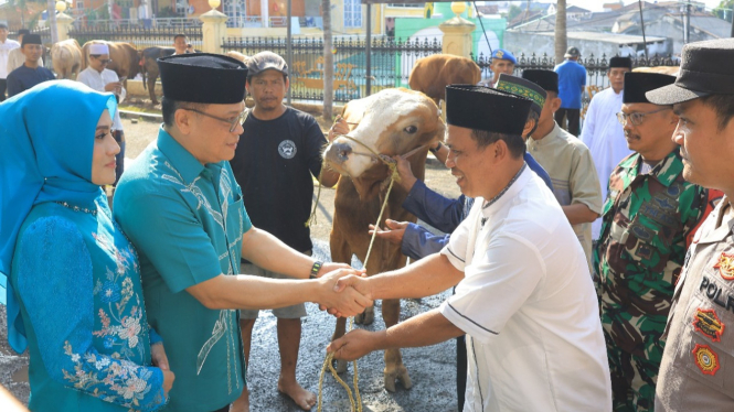 Polda Lampung salurkan 58 hewan kurban pada Iduladha 1446 H